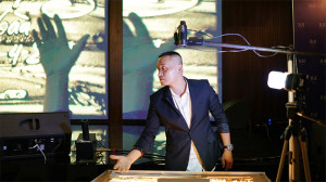 Tranh cát động Nguyễn Tiến 