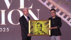 Nước mắt đã rơi ngay trên sân khấu – Tranh cát động kể về cu 